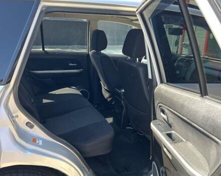 Серый Сузуки Гранд Витара, объемом двигателя 2 л и пробегом 256 тыс. км за 6800 $, фото 7 на Automoto.ua