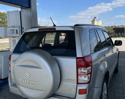 Серый Сузуки Гранд Витара, объемом двигателя 1.87 л и пробегом 246 тыс. км за 7500 $, фото 2 на Automoto.ua