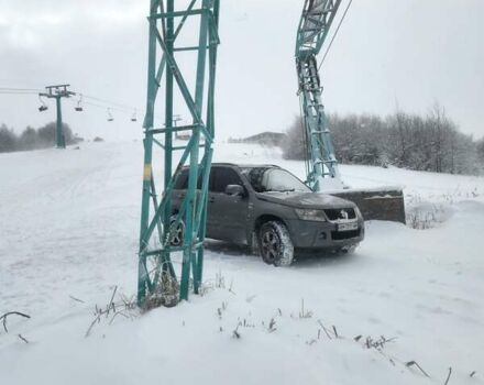 Серый Сузуки Гранд Витара, объемом двигателя 1.87 л и пробегом 270 тыс. км за 8100 $, фото 1 на Automoto.ua