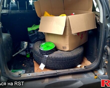 Серый Сузуки Гранд Витара, объемом двигателя 1.9 л и пробегом 275 тыс. км за 4500 $, фото 7 на Automoto.ua