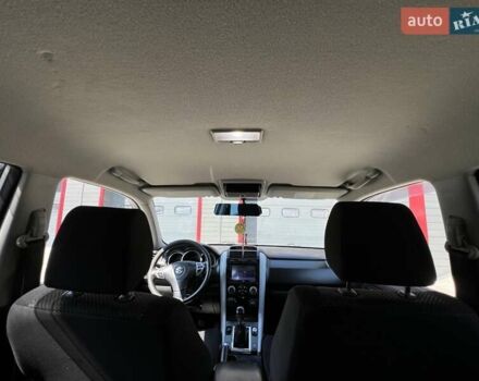 Серый Сузуки Гранд Витара, объемом двигателя 2 л и пробегом 256 тыс. км за 6800 $, фото 4 на Automoto.ua