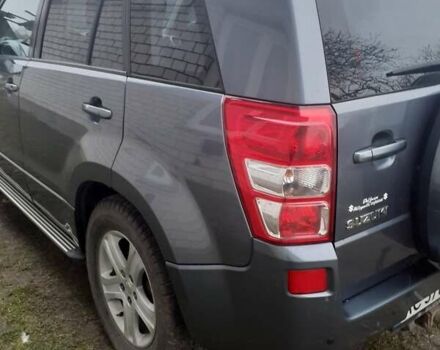 Серый Сузуки Гранд Витара, объемом двигателя 1.87 л и пробегом 250 тыс. км за 8300 $, фото 3 на Automoto.ua