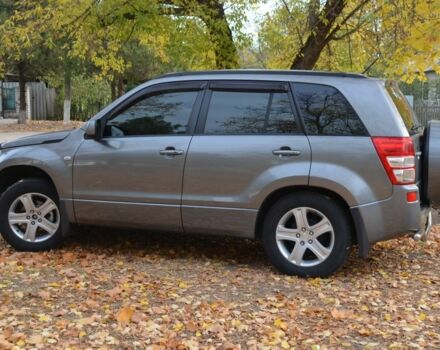 Серый Сузуки Гранд Витара, объемом двигателя 2.7 л и пробегом 173 тыс. км за 8100 $, фото 3 на Automoto.ua