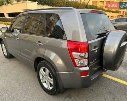 Серый Сузуки Гранд Витара, объемом двигателя 2 л и пробегом 120 тыс. км за 8200 $, фото 6 на Automoto.ua