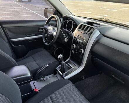 Сірий Сузукі Гранд Вітара, об'ємом двигуна 2 л та пробігом 139 тис. км за 6400 $, фото 6 на Automoto.ua