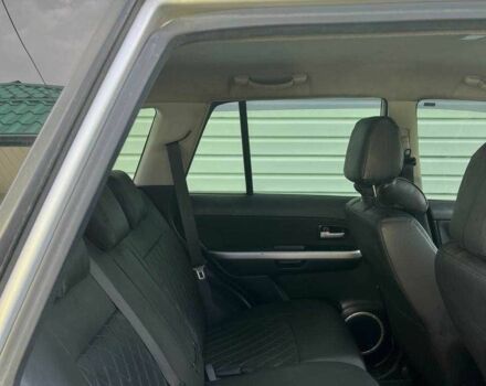 Серый Сузуки Гранд Витара, объемом двигателя 0 л и пробегом 340 тыс. км за 6500 $, фото 4 на Automoto.ua