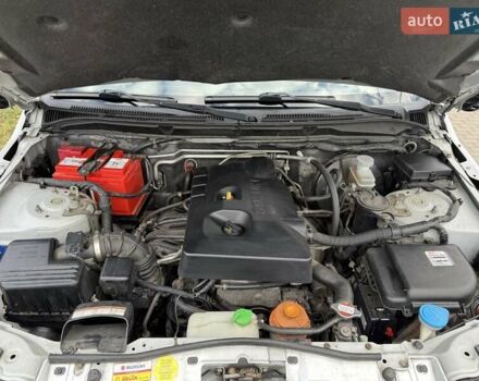 Серый Сузуки Гранд Витара, объемом двигателя 2 л и пробегом 179 тыс. км за 7999 $, фото 7 на Automoto.ua