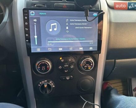 Серый Сузуки Гранд Витара, объемом двигателя 2 л и пробегом 120 тыс. км за 8200 $, фото 9 на Automoto.ua