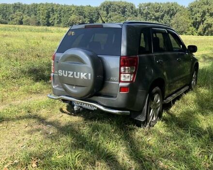 Сірий Сузукі Гранд Вітара, об'ємом двигуна 2 л та пробігом 254 тис. км за 8750 $, фото 3 на Automoto.ua