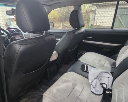 Серый Сузуки Гранд Витара, объемом двигателя 2.7 л и пробегом 200 тыс. км за 8000 $, фото 7 на Automoto.ua