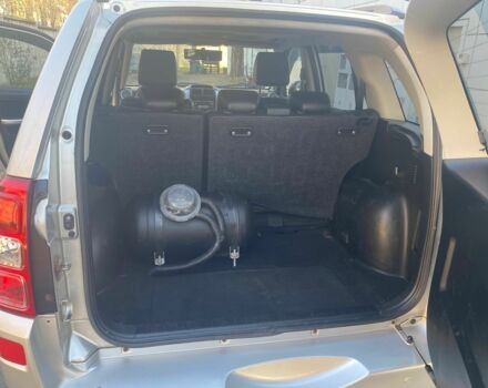 Серый Сузуки Гранд Витара, объемом двигателя 2 л и пробегом 250 тыс. км за 6500 $, фото 13 на Automoto.ua