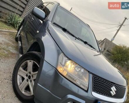 Серый Сузуки Гранд Витара, объемом двигателя 2 л и пробегом 197 тыс. км за 6600 $, фото 4 на Automoto.ua