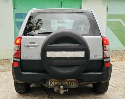 Серый Сузуки Гранд Витара, объемом двигателя 2 л и пробегом 200 тыс. км за 3400 $, фото 4 на Automoto.ua