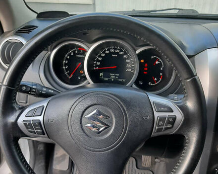 Сірий Сузукі Гранд Вітара, об'ємом двигуна 2.4 л та пробігом 69 тис. км за 12300 $, фото 16 на Automoto.ua