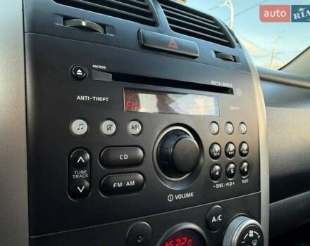 Серый Сузуки Гранд Витара, объемом двигателя 2.4 л и пробегом 121 тыс. км за 7990 $, фото 20 на Automoto.ua