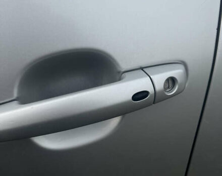 Серый Сузуки Гранд Витара, объемом двигателя 2.39 л и пробегом 193 тыс. км за 8000 $, фото 16 на Automoto.ua