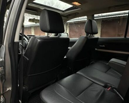 Серый Сузуки Гранд Витара, объемом двигателя 2.2 л и пробегом 230 тыс. км за 3600 $, фото 10 на Automoto.ua