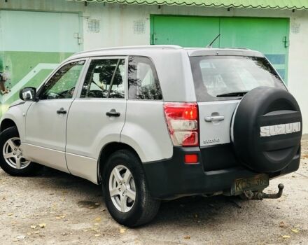 Серый Сузуки Гранд Витара, объемом двигателя 2 л и пробегом 200 тыс. км за 3400 $, фото 2 на Automoto.ua