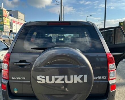 Серый Сузуки Гранд Витара, объемом двигателя 2 л и пробегом 150 тыс. км за 7900 $, фото 4 на Automoto.ua