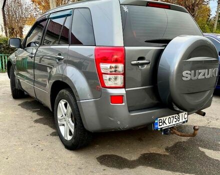 Серый Сузуки Гранд Витара, объемом двигателя 2 л и пробегом 335 тыс. км за 6500 $, фото 1 на Automoto.ua