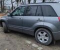 Сірий Сузукі Гранд Вітара, об'ємом двигуна 2 л та пробігом 221 тис. км за 6500 $, фото 3 на Automoto.ua