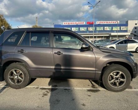 Серый Сузуки Гранд Витара, объемом двигателя 2 л и пробегом 150 тыс. км за 7900 $, фото 1 на Automoto.ua