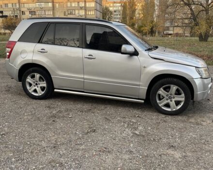 Сірий Сузукі Гранд Вітара, об'ємом двигуна 2 л та пробігом 172 тис. км за 6750 $, фото 1 на Automoto.ua