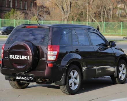 Серый Сузуки Гранд Витара, объемом двигателя 2.4 л и пробегом 225 тыс. км за 9500 $, фото 5 на Automoto.ua