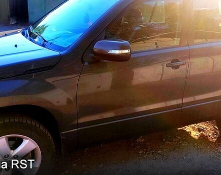 Сірий Сузукі Гранд Вітара, об'ємом двигуна 2.4 л та пробігом 231 тис. км за 8500 $, фото 11 на Automoto.ua