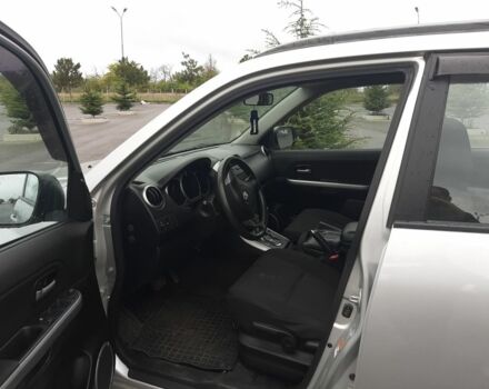 Серый Сузуки Гранд Витара, объемом двигателя 2.4 л и пробегом 850 тыс. км за 8500 $, фото 3 на Automoto.ua