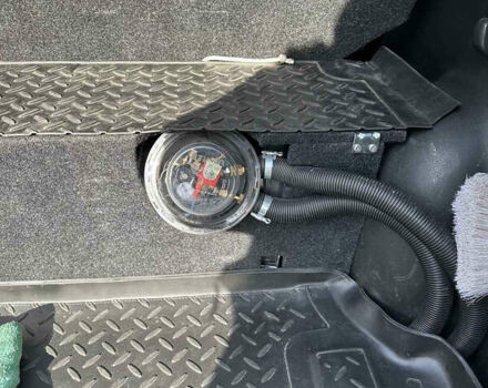 Сірий Сузукі Гранд Вітара, об'ємом двигуна 2.4 л та пробігом 69 тис. км за 12300 $, фото 20 на Automoto.ua