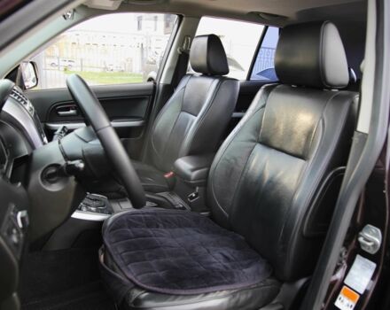 Серый Сузуки Гранд Витара, объемом двигателя 2.4 л и пробегом 225 тыс. км за 9500 $, фото 7 на Automoto.ua