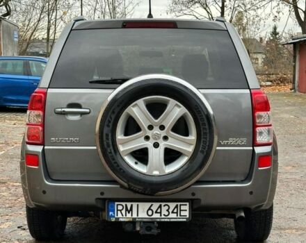 Серый Сузуки Гранд Витара, объемом двигателя 2.2 л и пробегом 230 тыс. км за 3600 $, фото 4 на Automoto.ua