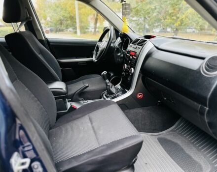 Серый Сузуки Гранд Витара, объемом двигателя 2 л и пробегом 200 тыс. км за 3400 $, фото 10 на Automoto.ua