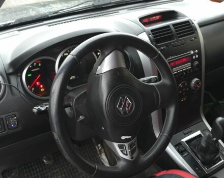 Серый Сузуки Гранд Витара, объемом двигателя 2 л и пробегом 280 тыс. км за 4499 $, фото 6 на Automoto.ua