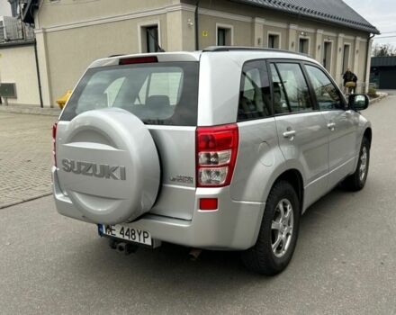 Серый Сузуки Гранд Витара, объемом двигателя 2 л и пробегом 200 тыс. км за 3700 $, фото 2 на Automoto.ua