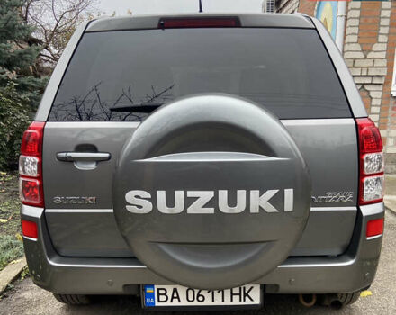 Серый Сузуки Гранд Витара, объемом двигателя 2 л и пробегом 231 тыс. км за 7800 $, фото 4 на Automoto.ua