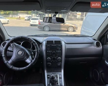 Серый Сузуки Гранд Витара, объемом двигателя 2.4 л и пробегом 91 тыс. км за 7850 $, фото 31 на Automoto.ua