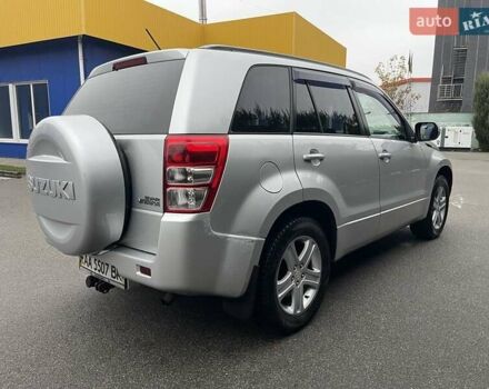Сірий Сузукі Гранд Вітара, об'ємом двигуна 2 л та пробігом 282 тис. км за 6300 $, фото 4 на Automoto.ua