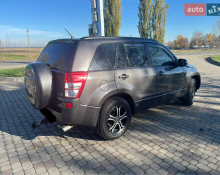 Серый Сузуки Гранд Витара, объемом двигателя 2.4 л и пробегом 283 тыс. км за 6777 $, фото 1 на Automoto.ua