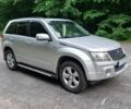 Серый Сузуки Гранд Витара, объемом двигателя 1.87 л и пробегом 203 тыс. км за 8000 $, фото 5 на Automoto.ua