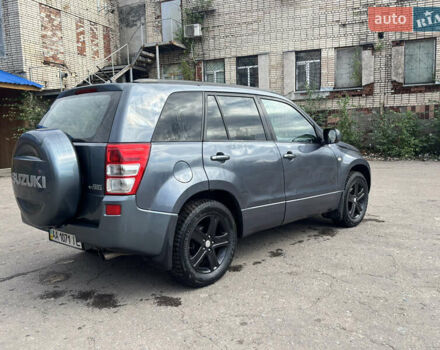 Серый Сузуки Гранд Витара, объемом двигателя 2 л и пробегом 286 тыс. км за 4600 $, фото 4 на Automoto.ua