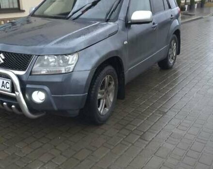 Серый Сузуки Гранд Витара, объемом двигателя 2 л и пробегом 280 тыс. км за 4500 $, фото 2 на Automoto.ua