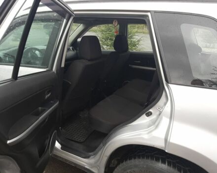 Серый Сузуки Гранд Витара, объемом двигателя 2.4 л и пробегом 850 тыс. км за 8500 $, фото 6 на Automoto.ua