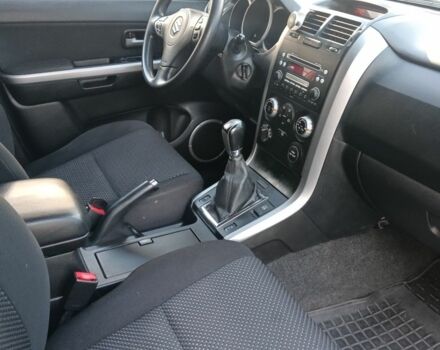 Серый Сузуки Гранд Витара, объемом двигателя 2 л и пробегом 130 тыс. км за 7300 $, фото 5 на Automoto.ua