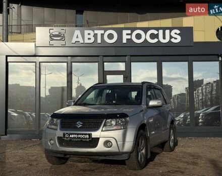 Серый Сузуки Гранд Витара, объемом двигателя 2.4 л и пробегом 121 тыс. км за 7990 $, фото 3 на Automoto.ua
