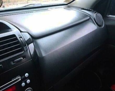 Сірий Сузукі Гранд Вітара, об'ємом двигуна 2 л та пробігом 250 тис. км за 7499 $, фото 14 на Automoto.ua