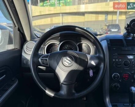 Серый Сузуки Гранд Витара, объемом двигателя 2.4 л и пробегом 121 тыс. км за 7990 $, фото 14 на Automoto.ua