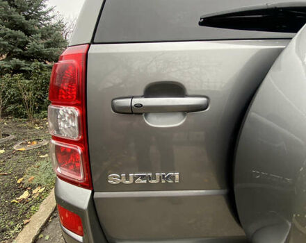 Серый Сузуки Гранд Витара, объемом двигателя 2 л и пробегом 231 тыс. км за 7800 $, фото 15 на Automoto.ua
