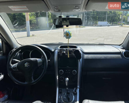 Сірий Сузукі Гранд Вітара, об'ємом двигуна 2 л та пробігом 190 тис. км за 9000 $, фото 10 на Automoto.ua